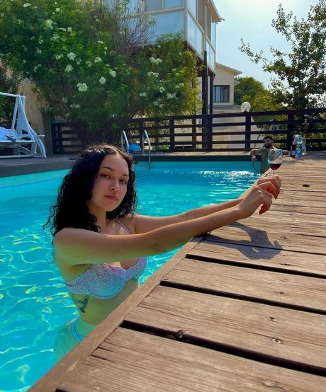 Emily Cos porn onlyfans leak