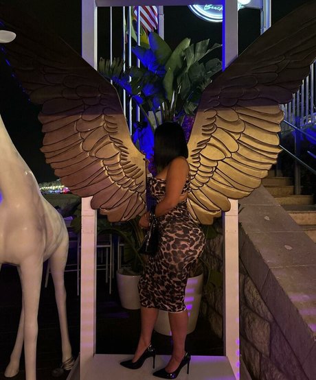 nadine djelassi onlyfans pics leaked