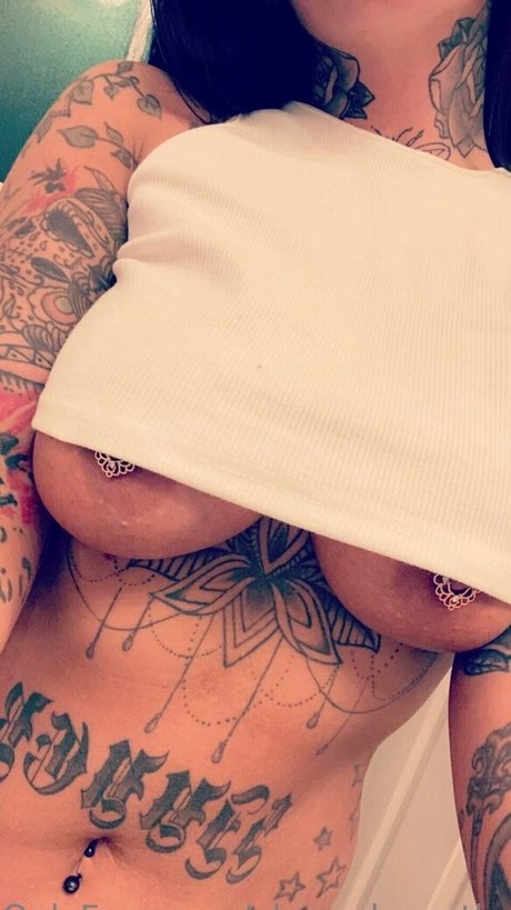 Alyssadoesntboost onlyfans leaked xxx