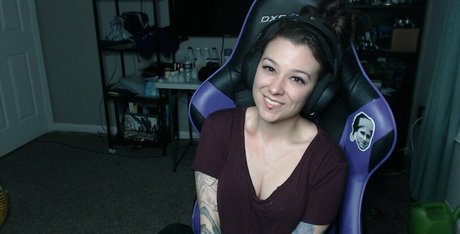 LadyDevann onlyfans leaks.