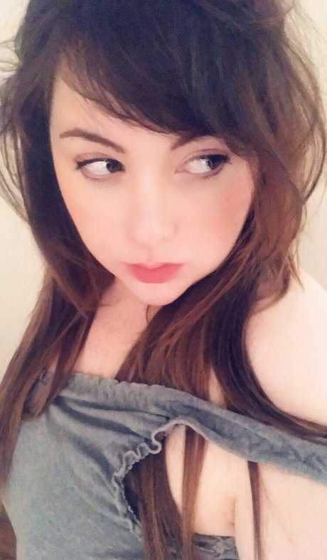 Divinebrat nudes onlyfans