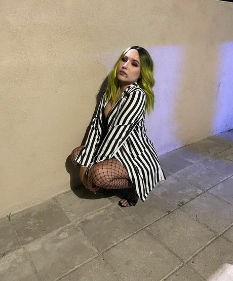 Alejandramariaxo nude on onlyfans