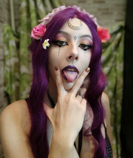 Blood alice topless onlyfans