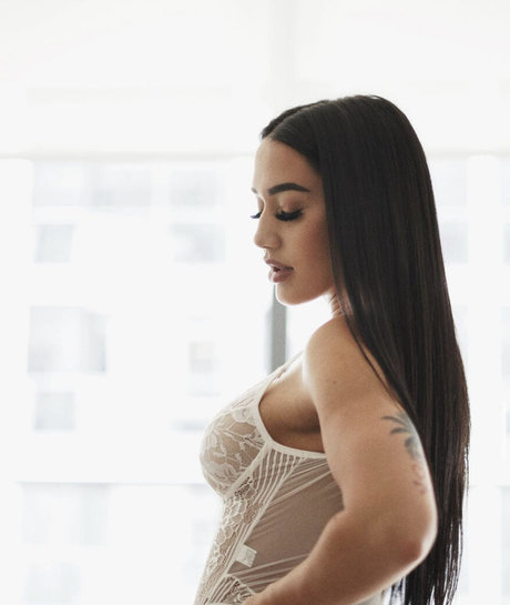 ulovemel onlyfans naked leak