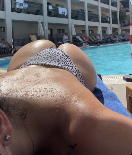 Hila Almog onlyfans photos