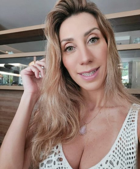 Bru Pinheiros onlyfans leaks