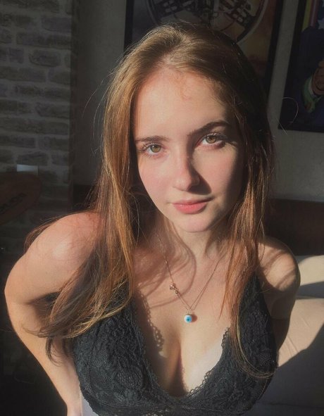 Camila Moroz onlyfans leak porn