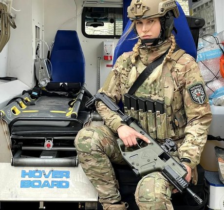 kira mistress of chaos onlyfans photo