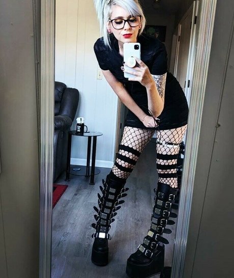 sleepy river sex onlyfans