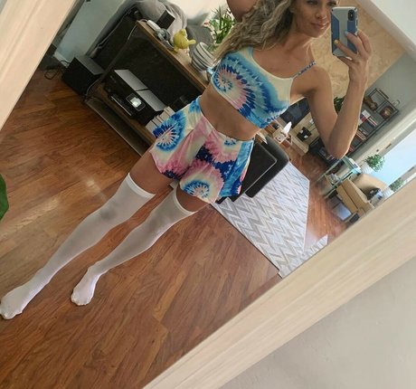 Legendarylea leaked onlyfans nude