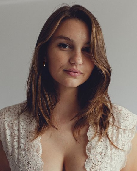 Olivia Brower onlyfans boobs