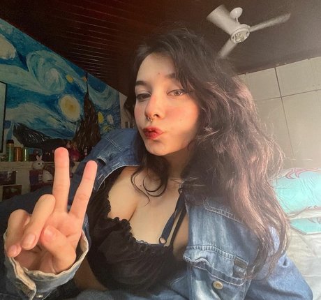 Analia Shimizu onlyfans model photo