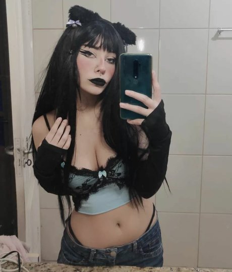 Analia Shimizu onlyfans gratis