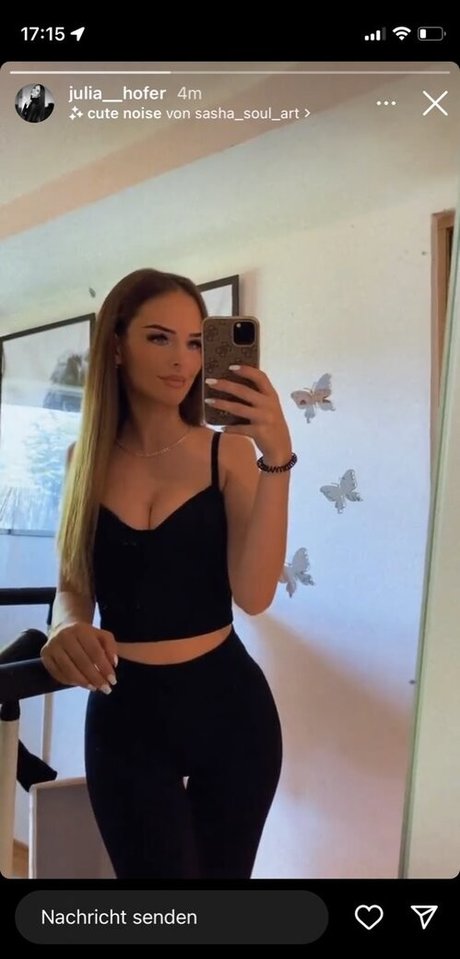 Julia Hofer sexy onlyfans