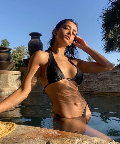 VenusV onlyfans leajs