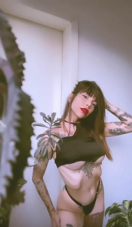 lellycristie onlyfans model images