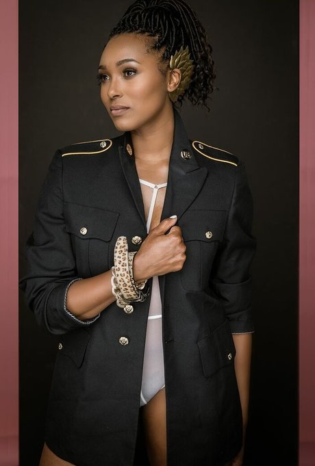 Dr Ebonie Vincent nudes onlyfans leak