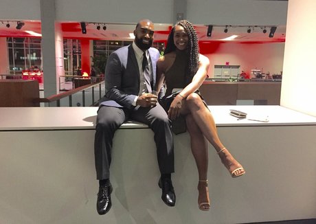 Dr Ebonie Vincent onlyfans model photo