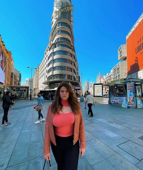 Carmen Curvy onlyfans content leaked