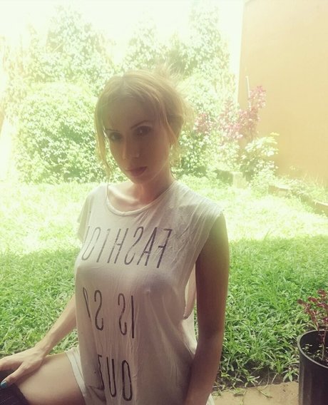 xxxcaligulaxxx onlyfans striptease