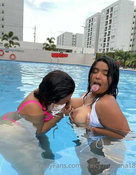 GreicyMarianaa onlyfans topless