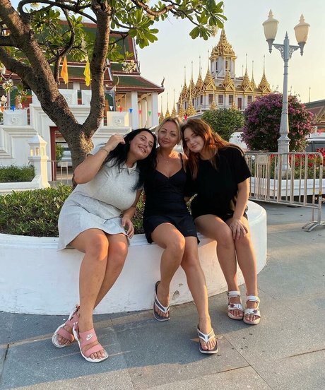 Caroline Moore only fans xxx