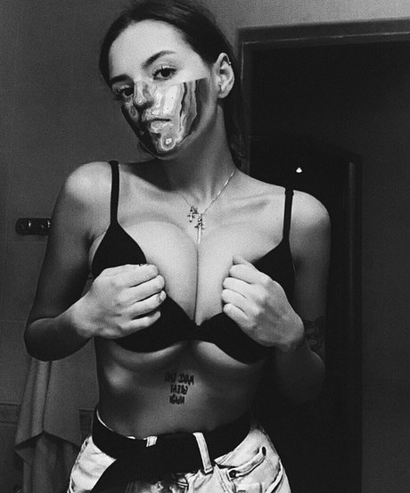 Ritaflores69 onlyfans leaked pictures