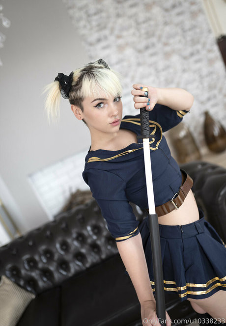 Mimo Suicide onlyfans sexy