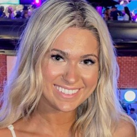 Alyssa Schoener pics onlyfans