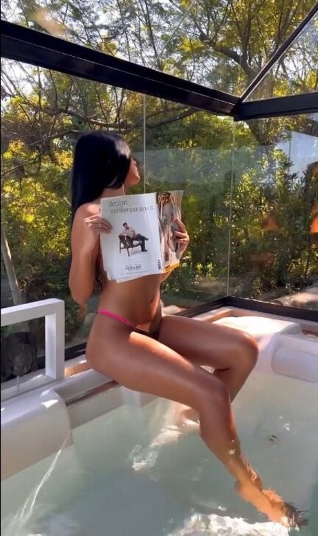 Victoria Medeiros leak onlyfans