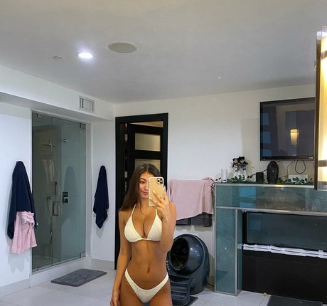 Mia Hayward porn onlyfans leak