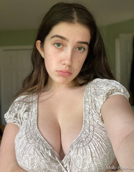 Molly Barkasy leaks only fans