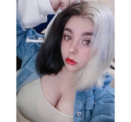 firefliesirl nude leaks onlyfans