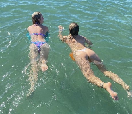 Kellykoopman ass onlyfans