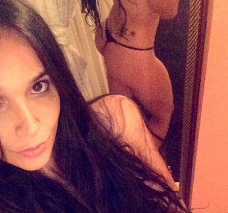 Emmanuelle Guimaraes onlyfans leaks