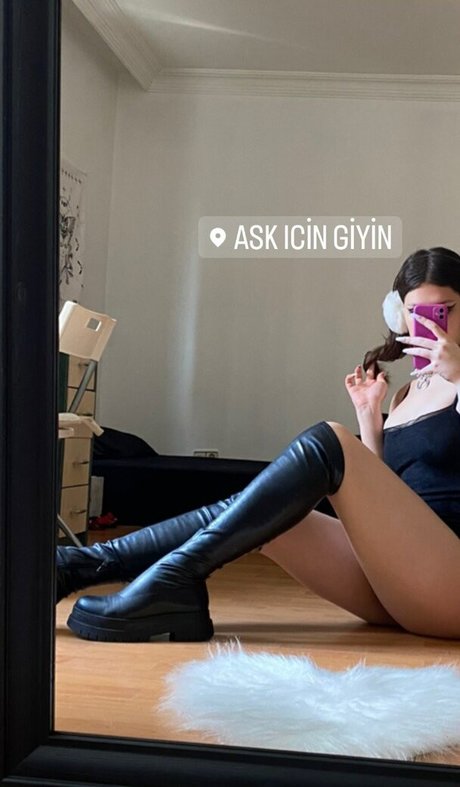 derin4y only fans leak porn