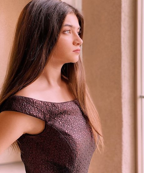 Samantha Gangal leaked onlyfans photos