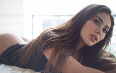 Haney Olvera naked onlyfans leaks