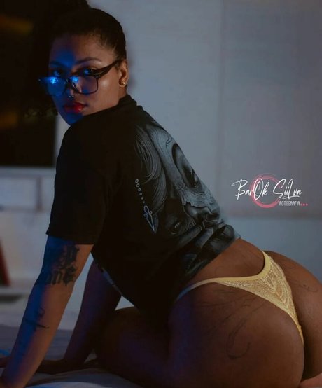 Carla Dias only fans pictures