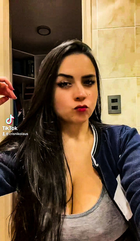 Cris Nikolaus onlyfans nudes