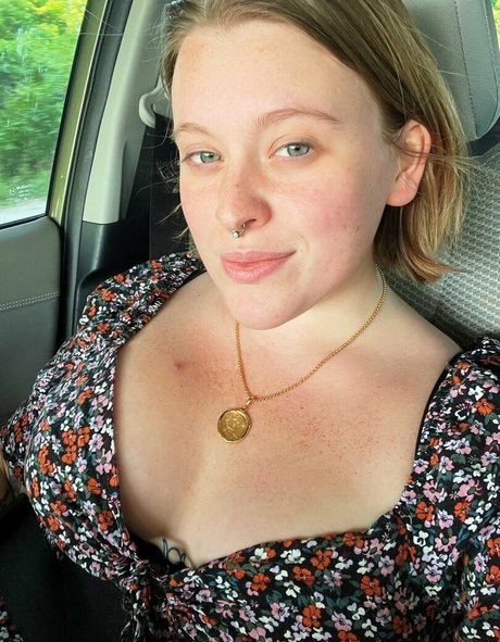 Cherubbrat naked only fans