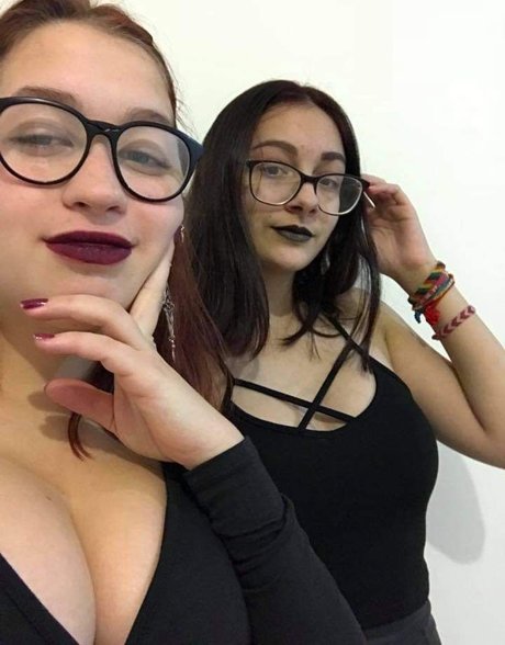 Montselopezz naked only fans