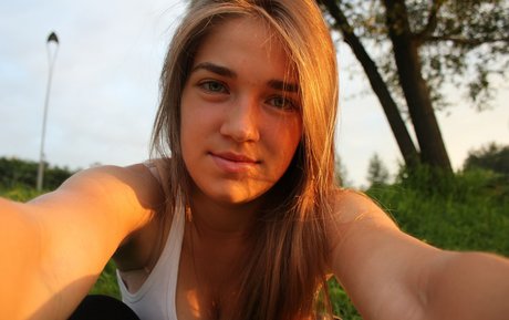 Nastya Komarova porn leaked onlyfans