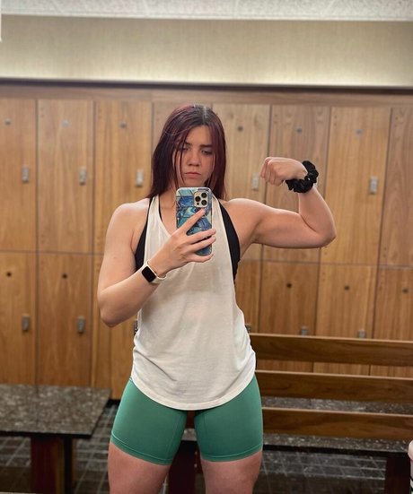 TaylorLiz onlyfans free