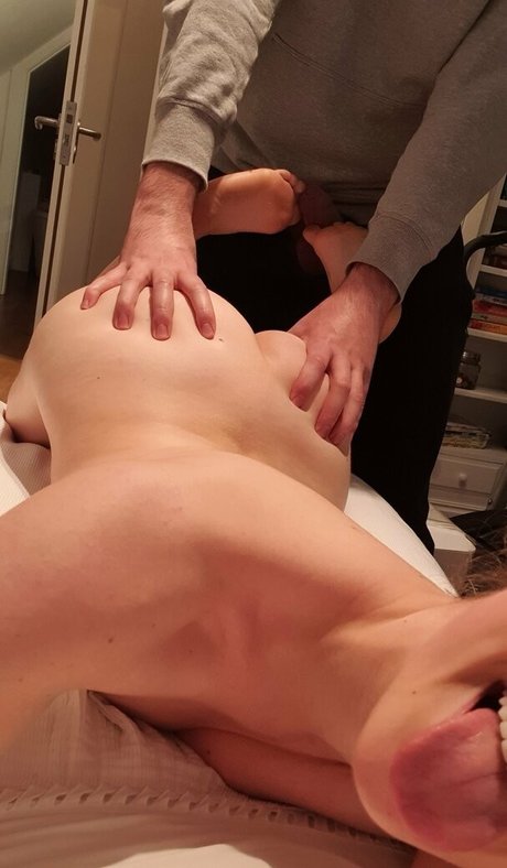 thenaomi99 onlyfans nudes leaks