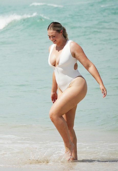 Iskara Lawrence onlyfans naked