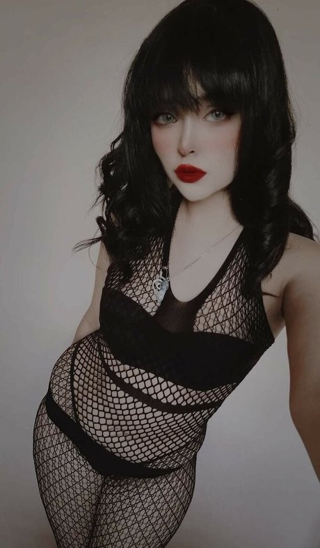 Lyn Cosplay onlyfans nude pictures