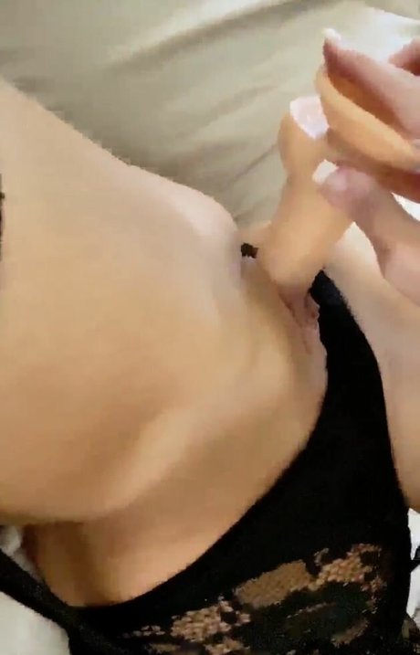 Sara Heart onlyfans nude photos