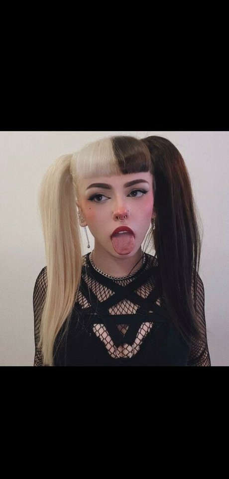 Emma Langevine onlyfans leaked photos