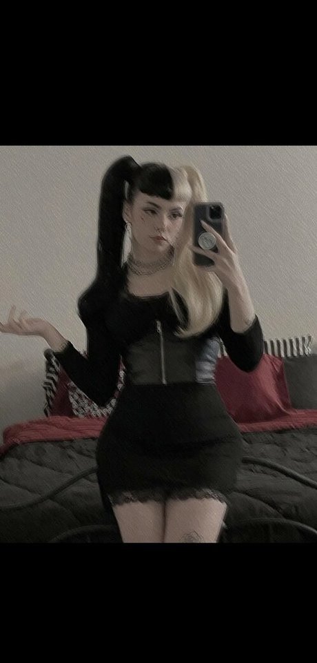 Emma Langevine leaks onlyfans